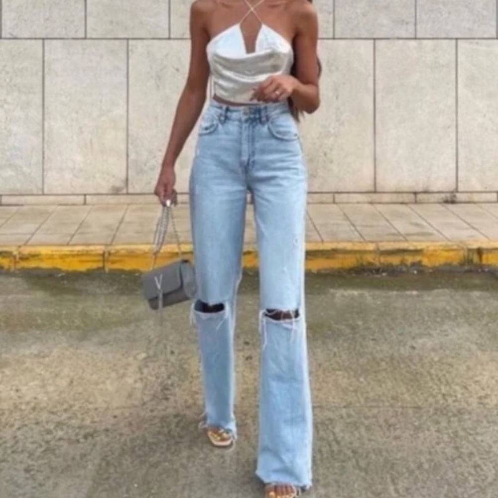 Zara High Rise Wide Leg Raw Hem Jeans Size 6 NWT
